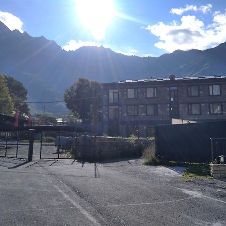 Hotel Aia Kazbegi Exteriér fotografie